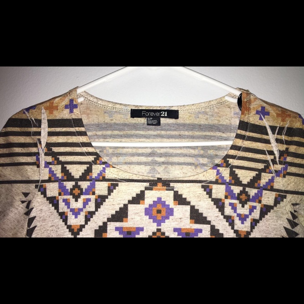 Shirt - Picture 4 of 5